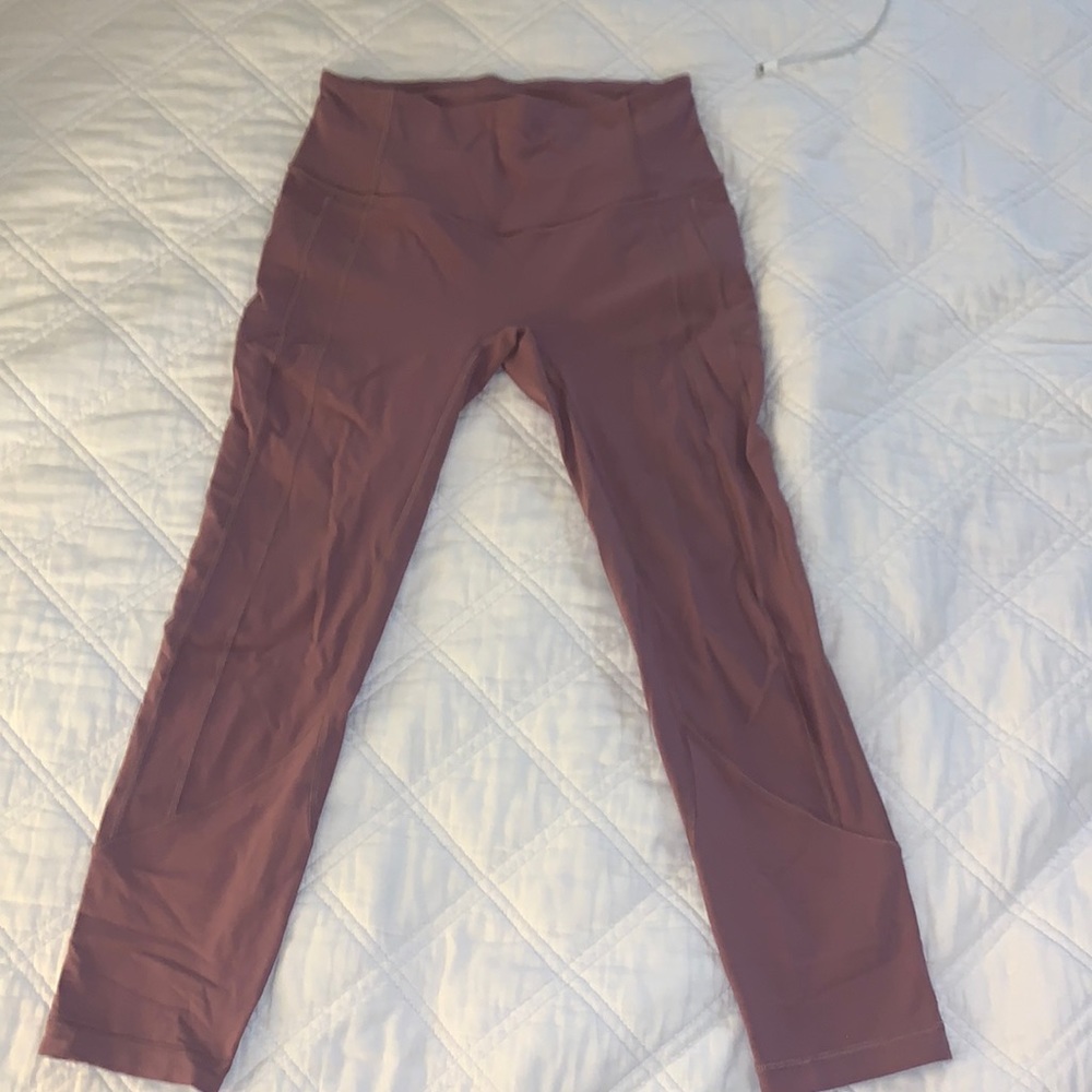 Lululemon leggings (great condition)
